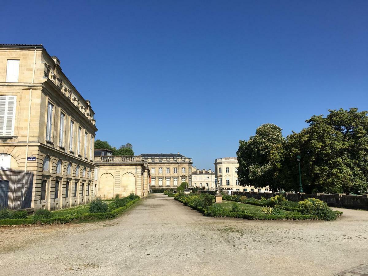 Mirmont Greek Style Apartment Bordeaux Bagian luar foto