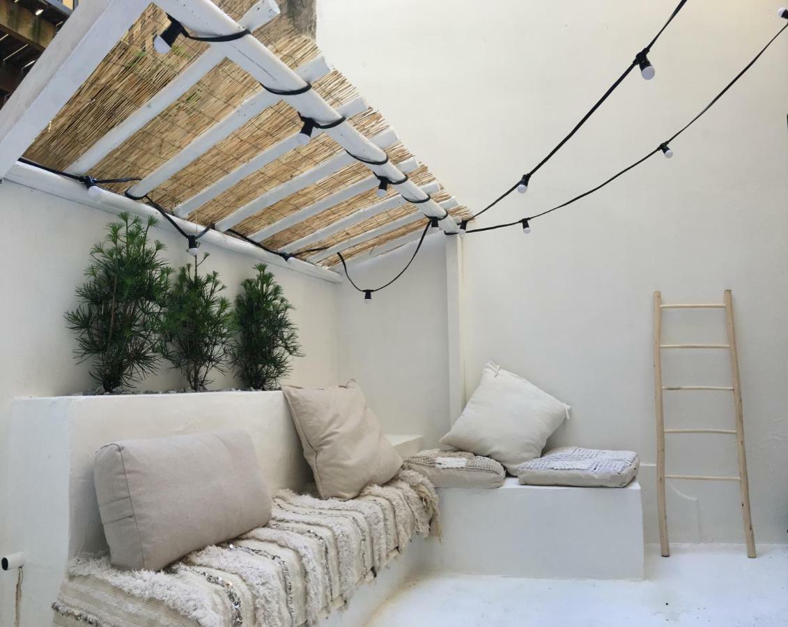 Mirmont Greek Style Apartment Bordeaux Bagian luar foto