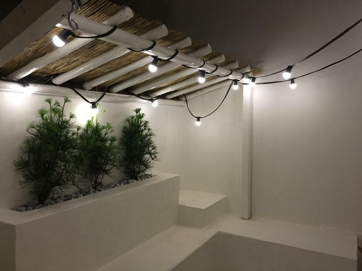 Mirmont Greek Style Apartment Bordeaux Bagian luar foto